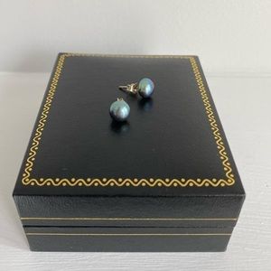 Black freshwater pearl earrings
